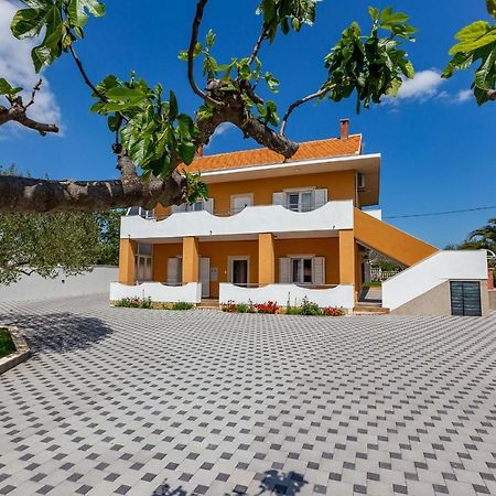 Mp Luxury Holiday Home With Swimming Pool ザダル エクステリア 写真