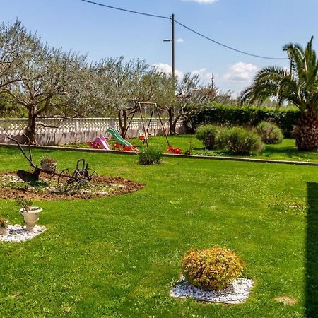Mp Luxury Holiday Home With Swimming Pool ザダル エクステリア 写真
