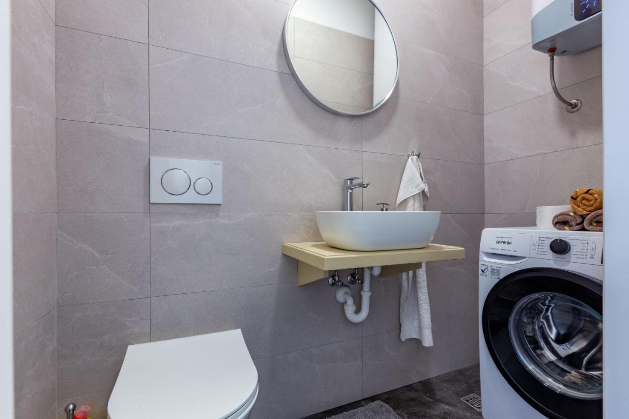 Mp Luxury Holiday Home With Swimming Pool ザダル エクステリア 写真