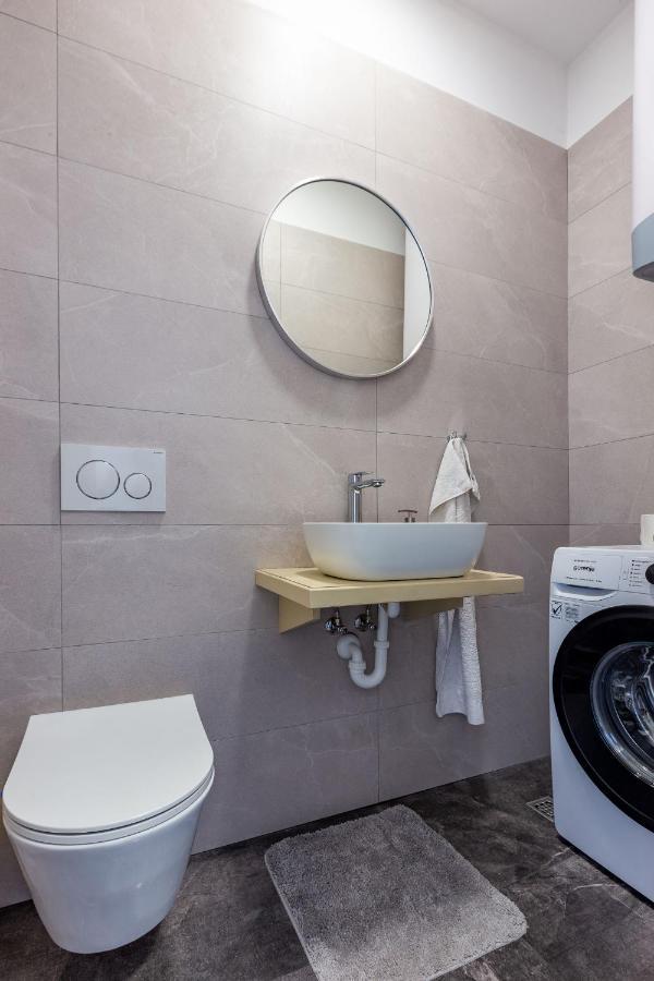 Mp Luxury Holiday Home With Swimming Pool ザダル エクステリア 写真